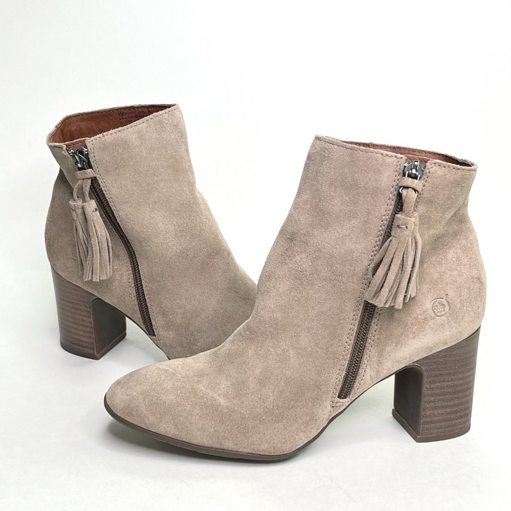 Born Womens Suede Heeled Bootie w/ Tassel Ankle Boots Water Resistant Size 8 M